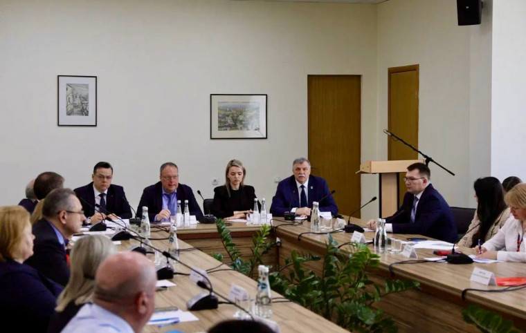 Курский Росреестр принял участие в круглом столе по совершенствованию системы бесплатной юридической помощи жителям приграничья. Курский Росреестр принял участие в круглом столе по совершенствованию системы бесплатной юридической помощи жителям приграничья.